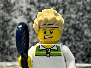 LEGO CMF 8831 Minifigura Coleccionable Serie 7 ""Tennis Ace"" Hombre con Raqueta - Imagen 1 de 6