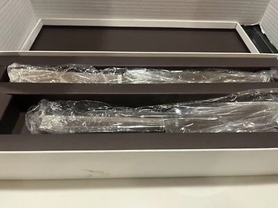 VINTAGE Vera Wang Wedgwood  Cake Serving Set NEVER USED(HAS ENGRAVING ON IT) - Image 1 of 4