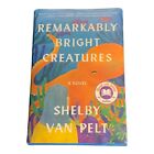 Créatures remarquablement brillantes par Shelby Van Pelt