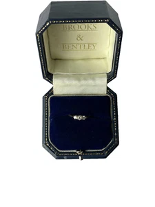 1982 Diamond Ring 9ct Gold 0.20ct Diamond Trilogy Ring Gold Vintage Ring -Size L - Picture 1 of 16
