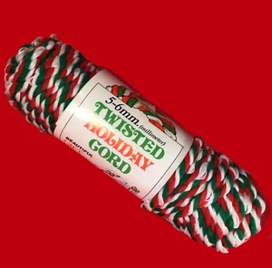 OLEFIN TWISTED HOLIDAY CORD Macrame VINTAGE RED GREEN WHITE 50 FT - Picture 1 of 7