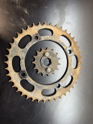 1982-1983 Xt550 Yamaha Front And Rear Sprocket Stock Gearing - Image 1 of 2