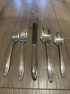 5 Piece Place Setting Wm Rogers Silverplate Flatware Starlight Fork Knife Spoon - Picture 1 of 5