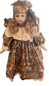 A Connoisseur Collection Porcelain Doll Handpainted By Seymour Mann Deidre - Picture 1 of 10