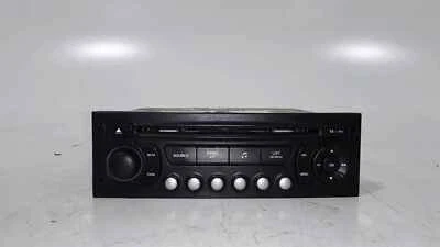 Autoradio universel 6579PC Citroen C4 I (B5) - Photo 1/4