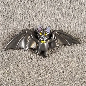 Vintage lustige schwarze Gummi lächelnde Fledermaus Anstecknadel Ostern unbegrenzt New York Halloween Brosche - Bild 1 von 7