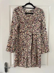 H&M TK Black Cream Floral Long Flared Sleeve V Neck Short Dress Small - Picture 1 of 3