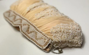 Vintage Delicate Champagne Coloured Gathered Silk & Organza Beaded Clutch - Picture 1 of 22