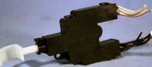 GE DISHWASHER INTERLOCK SWITCH WD06X0245, WD06X10002, WD6X245, AP2038823, 771010 - Picture 1 of 3