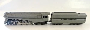 HO Rivarossi 4-6-4 New York Central Dreyfuss Streamlined Loco & Tender 5446 - Picture 1 of 8
