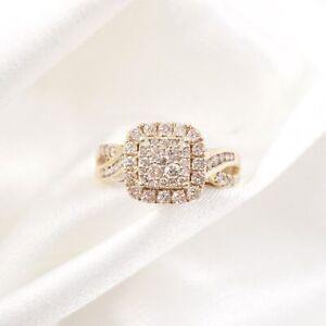 10K Yellow Gold Square Cluster Diamond Halo Engagement Ring (0.88 CTW) in Size 7