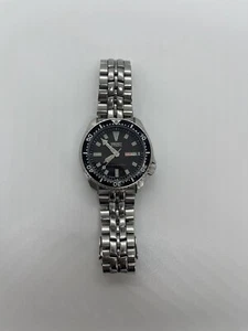 SEIKO DIVER 200M EDELSTAHL AUTOMATIK DAY-DATE ARMBAND Ref: 7S26-0029 - Bild 1 von 2