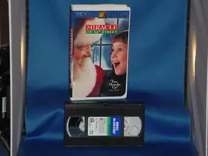 MARA WILSON Miracle On 34th Street VHS 1994 Version - Picture 1 of 1
