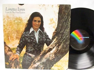 Loretta Lynn Love Is The Foundation 1973 Schallplatte MCA 355 Vintage Country - Bild 1 von 3