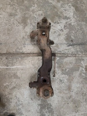 Subchasis delantero travesaño mercedes-benz 250se 250s se sl w108 w109 1965-73 Foto 1 de 4