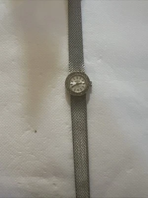 Vintage Dogma Swiss Made 17 Rubies Watch Working Ladies Fond Acier Inoxydable - Image 1 of 4