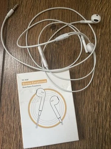 Wired Headphones 120cm Brand New Never Used. - Picture 1 of 1