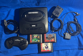 SEGA Genesis MK-1631 Console Black Bundle