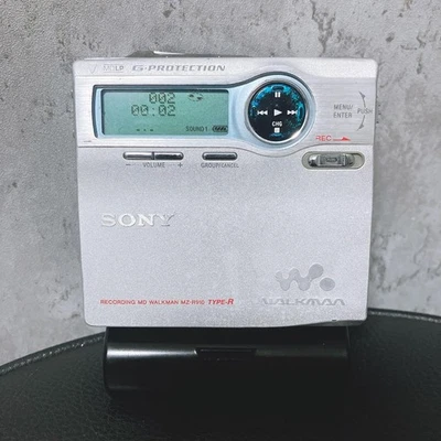Sony MD Walkman MZ-R910 Portable MiniDisc Recorder Player w/ Battery Case - Image 1 of 4
