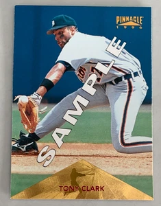 MLB TONY CLARK Detroit Tigers 1996 Pinnacle SAMPLE ROOKIE RC Trading CARD #166 - Foto 1 di 3