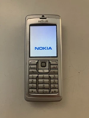 Telefono Cellulare NOKIA E60 NON Testato Senza Batteria - Immagine 1 di 4
