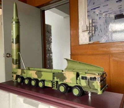 1:26 72CM DF-26 Medium-range Ballistic Missile Launcher Diecast Model - Image 1 of 4