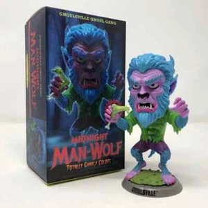Werewolf Figure Collectible Halloween Classic Horror Movie Monster Gothic Gnarly - Picture 1 of 2