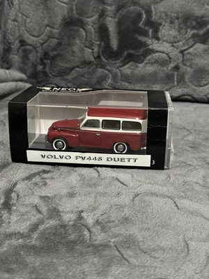 Neo Volvo PV445 Duett 1/43 Red/white Model Car - Image 1 of 4