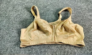 Playtex Bra 38C WireFree Soft Lace Unlined Cups Full Coverage Beige Comfort - Picture 1 of 3