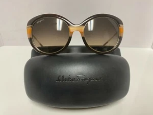 New Salvatore Ferragamo Women Sunglasses Two Cases and Cleaning Cloth Included - Picture 1 of 6