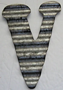 Wellblech Buchstabe V 5,5" industrielle rustikale Wandrelief - Bild 1 von 3