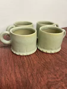 Set 4 tazze in ceramica fondo smerlato blu verde timbrato - Foto 1 di 6