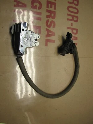 Mercedes-Benz C 250 2013 puerta trasera bloqueo arranque A2047500185 Foto 1 de 4