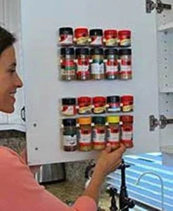 4 Clip N Store Kitchen. Organize spices, arts and crafts supplies, medicines - Picture 1 of 5