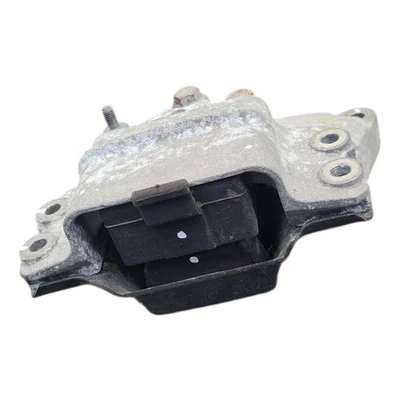 Audi Q3 MK1 FL (8U) (Q3) 2017 1.4 TFSI Right Side Engine Mounting 3C0199555 - Image 1 of 4
