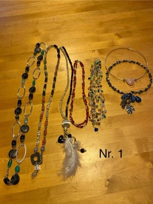 Hobbyschmuck - Bild 1 von 4