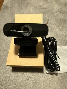 AUKEY Webcam PC-W3 1080p Full HD con Microfono Stereo come nuova - Foto 1 di 2
