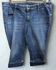 Apt 9 Jeans Womens 12 Bootcut Blue Cuffed Mid Rise Denim Casual Everyday Wear - Picture 1 of 9