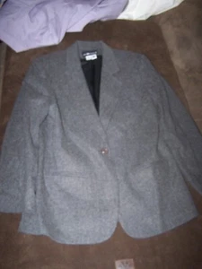 NWOT Sag Harbor Gray Wool Blazer Size 12 Fully Lined - Picture 1 of 4