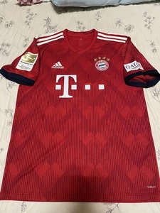 100% Official Bayern Munich Robert Lewandowski 18/19 Home Jersey Shirt Authentic - Picture 1 of 13