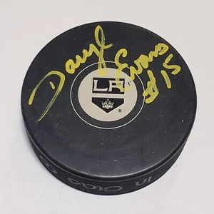 Daryl Evans signiert Los Angeles Kings Training Hockey Puck IN-PERSON AUTOGRAMM - Bild 1 von 2