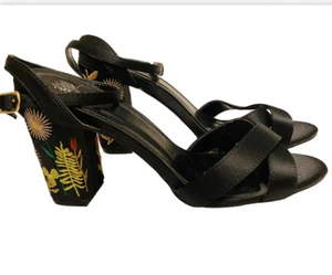 GC Shoes Women’s Aileen Black Open Toe Ankle Straps Floral Design High Heels. - Picture 1 of 10