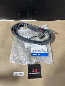 New Omron E3ZM-CT81-D Photoelectric Sensor 10-30Vdc 5M Warranty ๐บ๐ธ - Picture 1 of 4