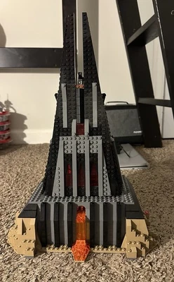 LEGO Star Wars: Darth Vader’s Castle 75251 Incomplete - Image 1 of 4