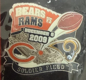Chicago Bears vs St Louis Rams 2009 Game Day Collector Pin Soldier Field - Bild 1 von 4