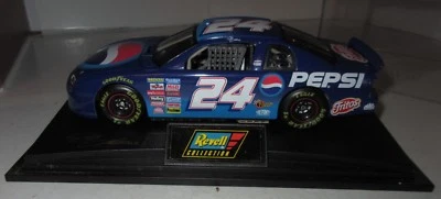 1999 JEFF GORDON PEPSI #24 1:24 SCALE DIECAST REVELL LTD 1/2508 NASCAR REPLICA - Image 1 of 4