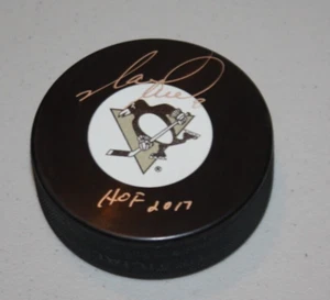 PITTSBURGH PENGUINS MARK RECCHI Autographed SIGNED THROWBACK Puck HOF 2017 JSA - Picture 1 of 2