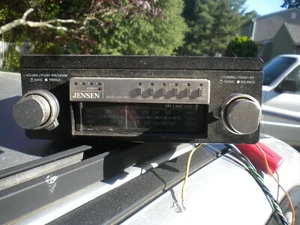 Jensen 8 pistas AM/FM en tablero RARO de primera línea - Imagen 1 de 4