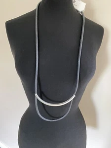 COLLANA IN GOMMA NUOVA CON ETICHETTE, ARTY, ECCENTRICA, LAGENLOOK DICHIARAZIONE - Foto 1 di 3