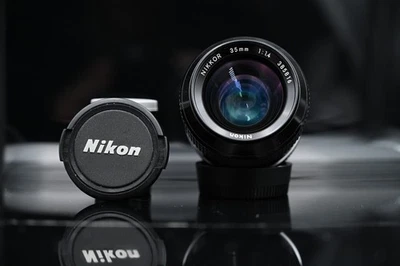 Lente gran angular Nikon Nikkor 35 mm f/1,4 AI ¡LENTE MUY BONITA! PELÍCULA PROBADA! Foto 1 de 4